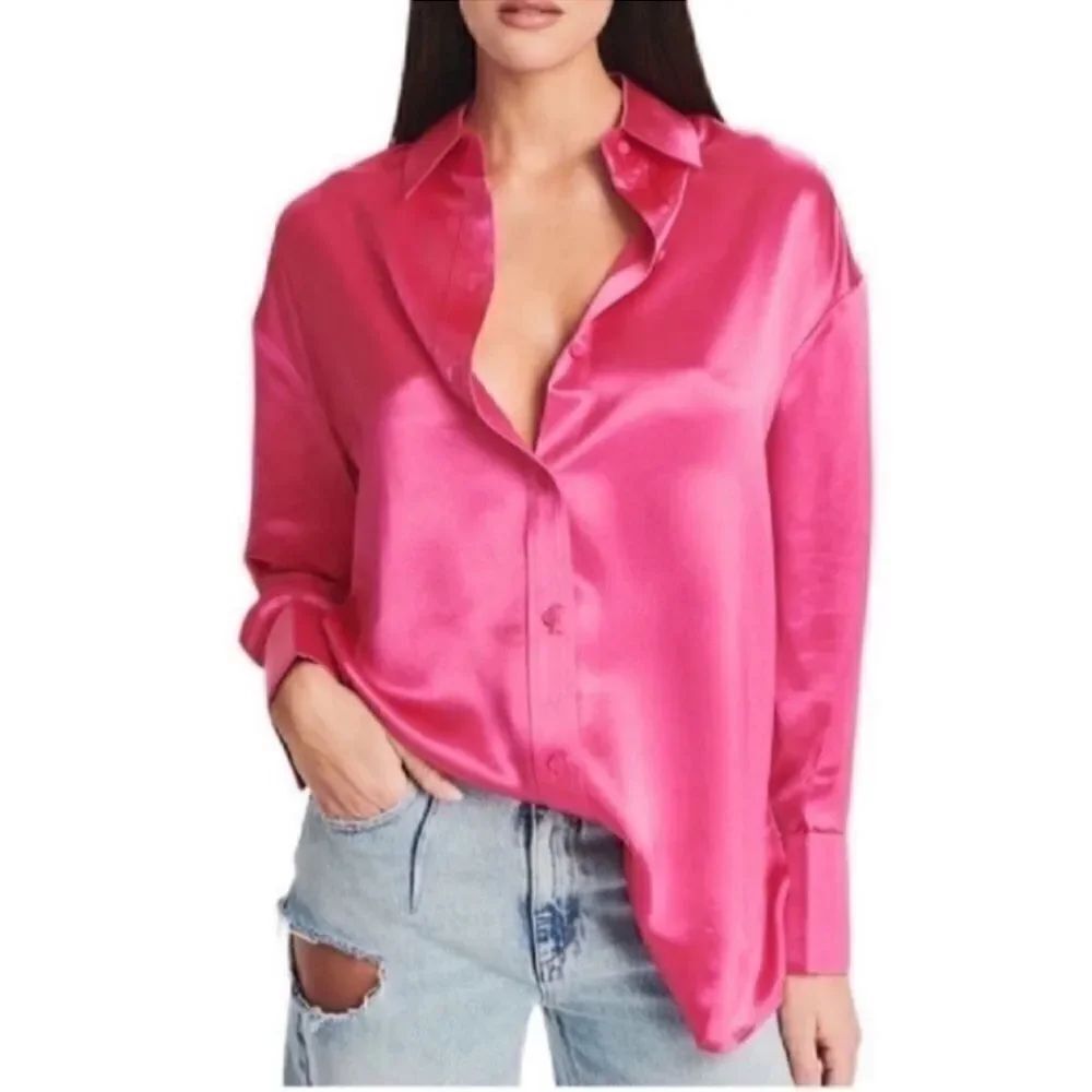 Ser.o.ya Hot Pink Button Down Shirt (Size Small)
